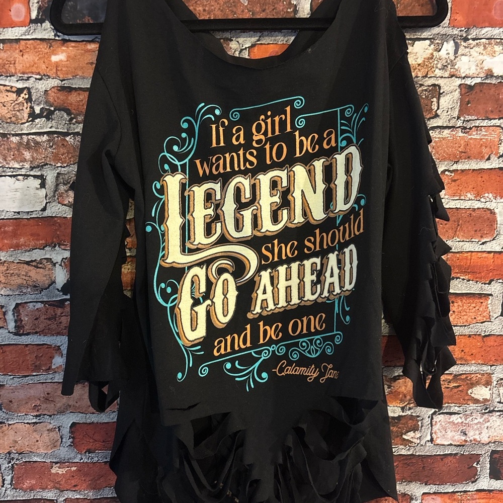 Source Unknown Black Graphic Long Sleeve Tee